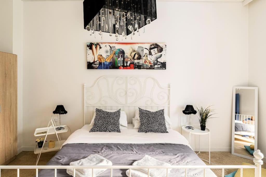 Apartamento Downtown Apt With Garden In Plaka Atenas Exterior foto